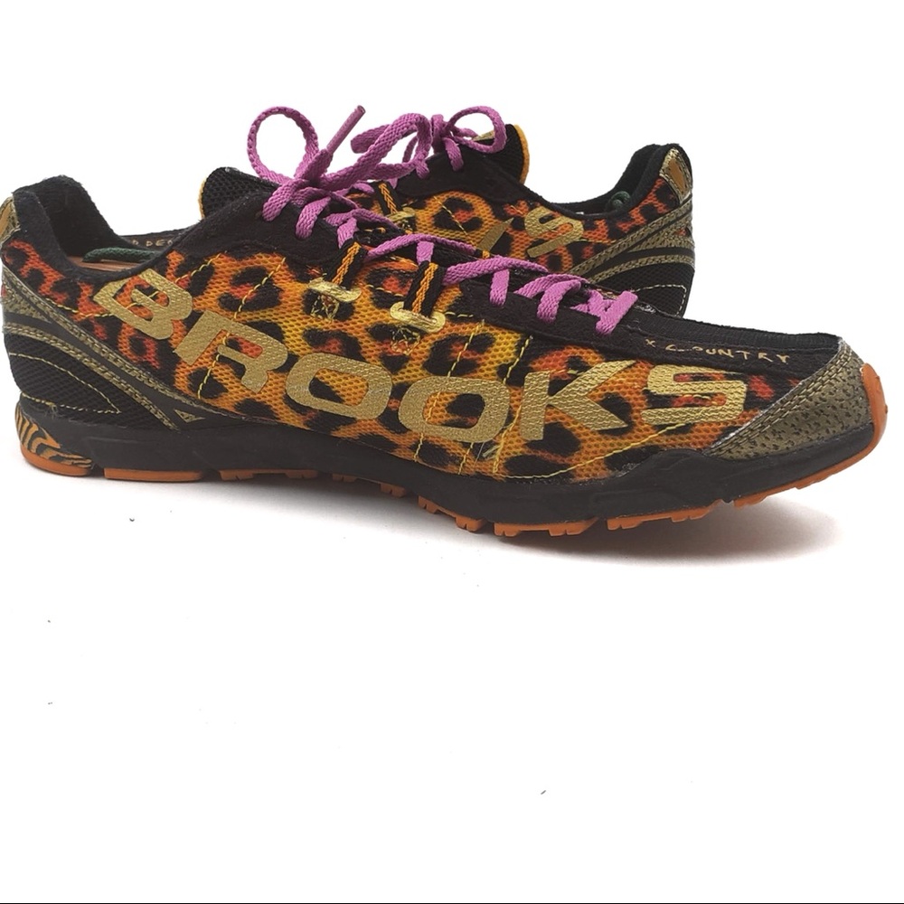 BROOKS Leopard print speed demon running shoes